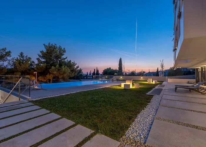 Luxury Residence Gabriela With Pool